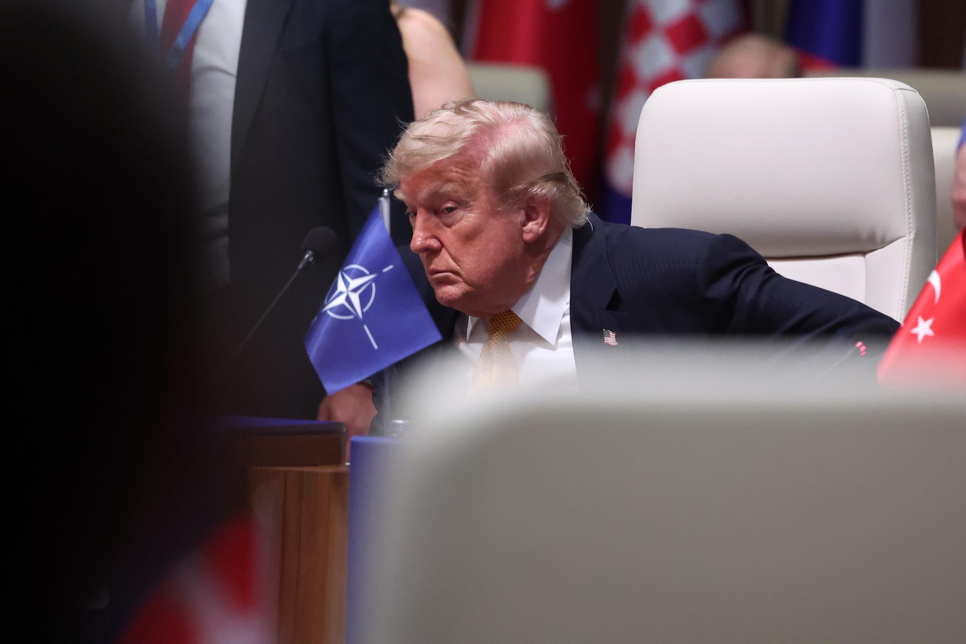 Trump declara fim do cessar-fogo e diz que é perda de tempo negociar com o Irã