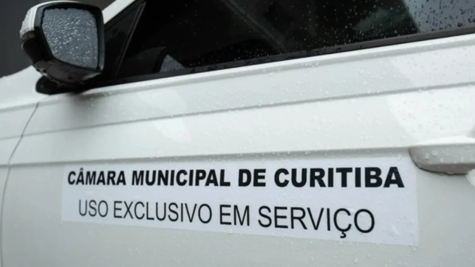 Carro oficial vereador Curitiba