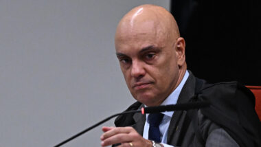 Empresas que acionaram Alexandre de Moraes na Justiça dos EUA terão mais uma semana para se manifestar sobre pedido da AGU de extinção do processo Imagem referente a matéria