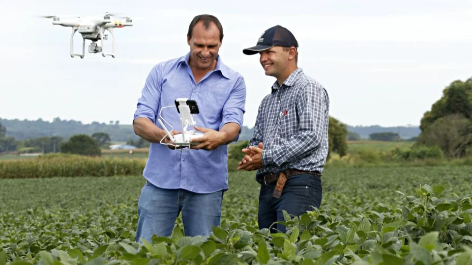 Startups do agronegócio no Paraná desenvolvem tecnologias que aumentam a eficiência no campo.