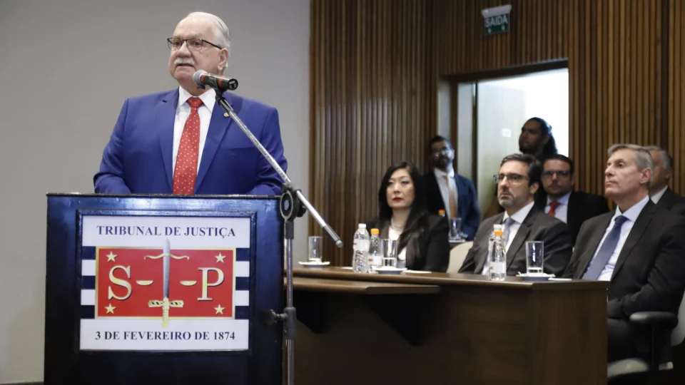 Cerimônia contou com a participação de Edson Fachin.