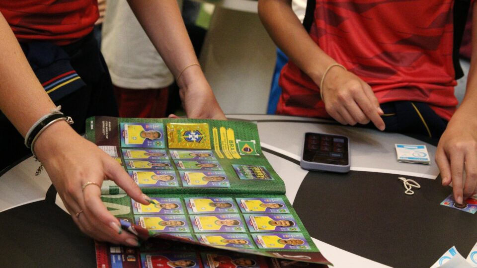 Por que o futebol brasileiro enfrenta críticas sobre anúncios de bets e pornografia?