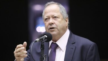 Emendas teriam sido desviadas quando ele exercia mandato na Câmara. Mais de R$ 100 milhões teriam sido movimentados irregularmente. Imagem referente a matéria