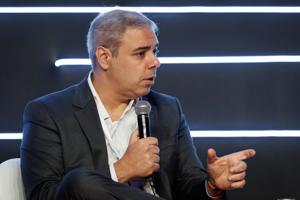 Vorcaro encomendou dossiê sobre CEO do Itaú, diz investigação