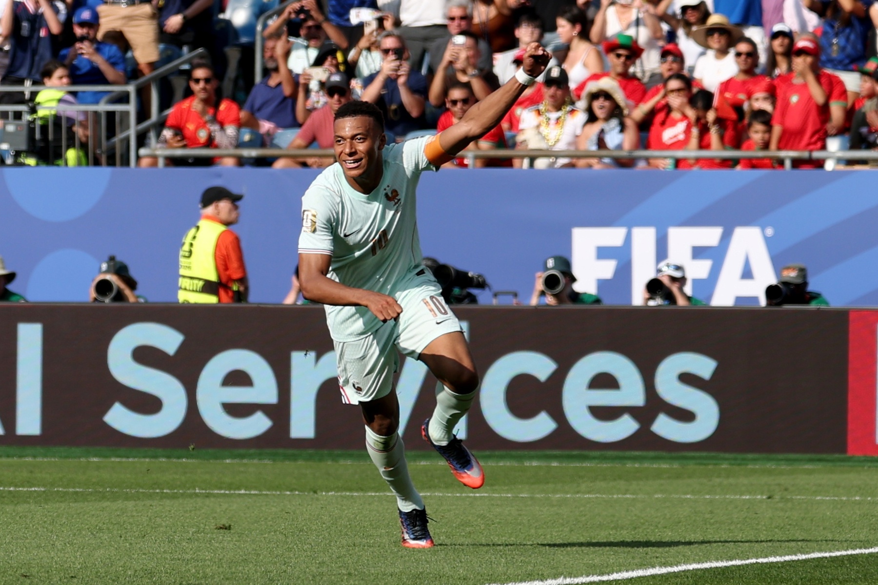 França vence Marrocos e vai para a semifinal da Copa; veja quem joga na sexta