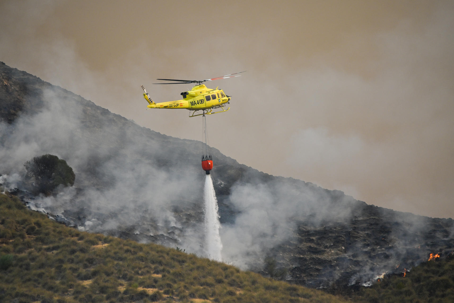 Incêndio florestal deixa mortos e feridos na Espanha