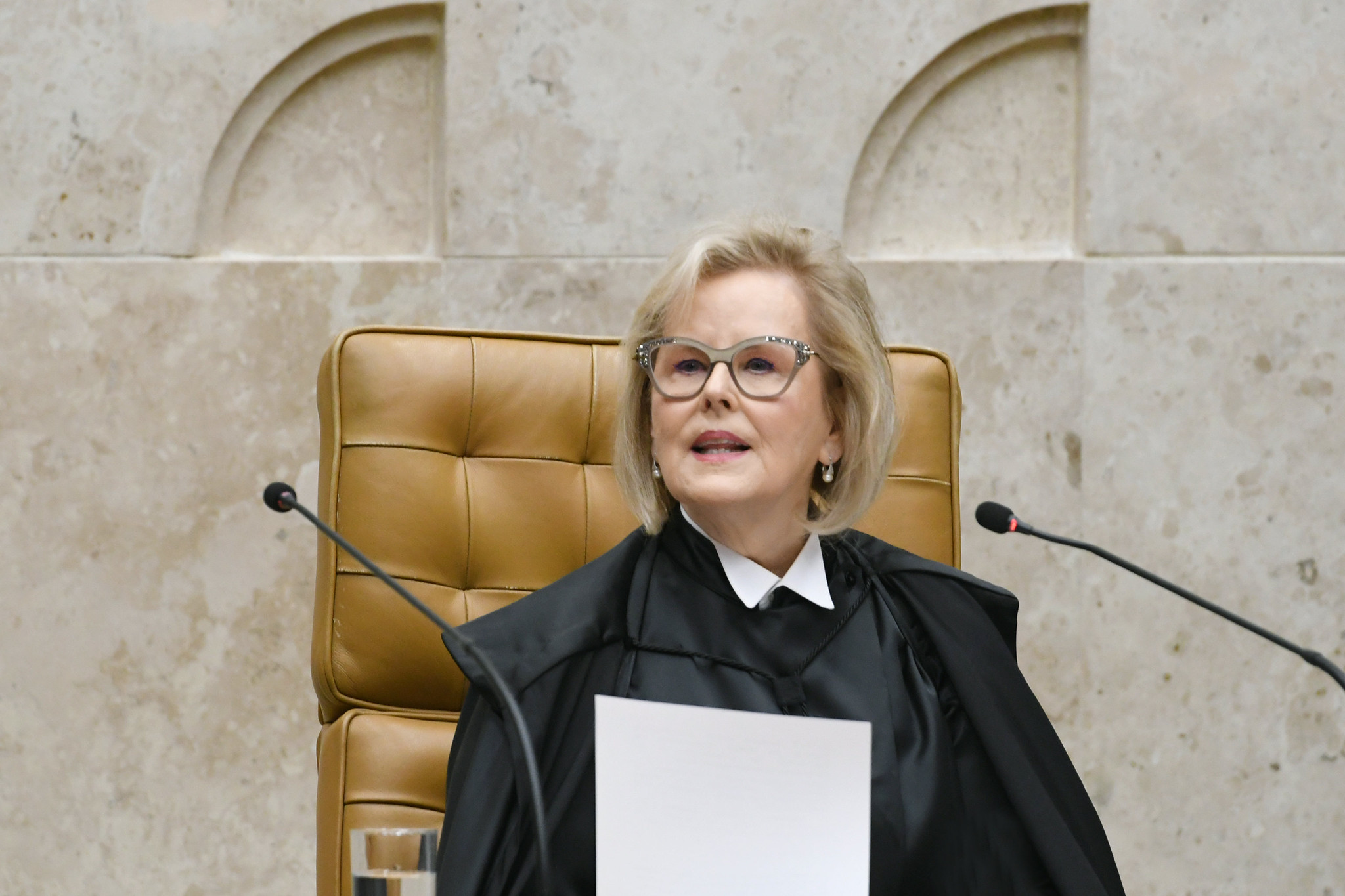 Itamaraty concede visto diplomático a Rosa Weber por “interesse do país”