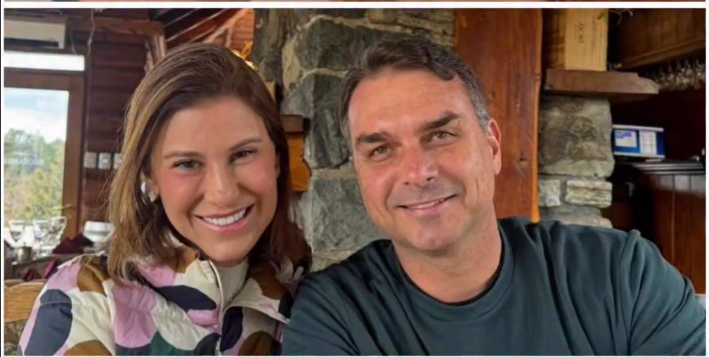 Fernanda Bolsonaro, esposa do senador Flávio Bolsonaro (PL-RJ),  ganha espaço na pré-campanha após saída de Michelle do PL Mulher.