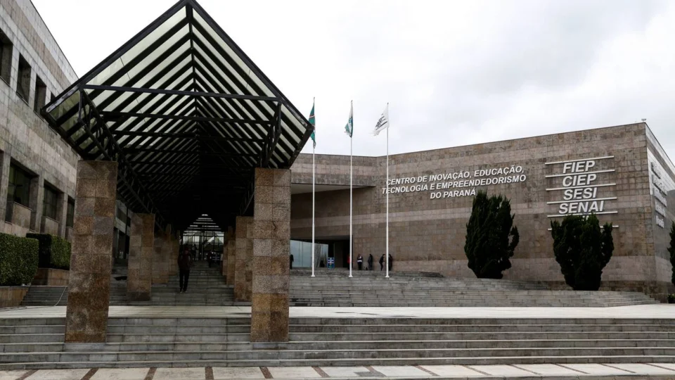 Reportagens sobre potencial industrial do Paraná foram reconhecidas na categoria Internet.