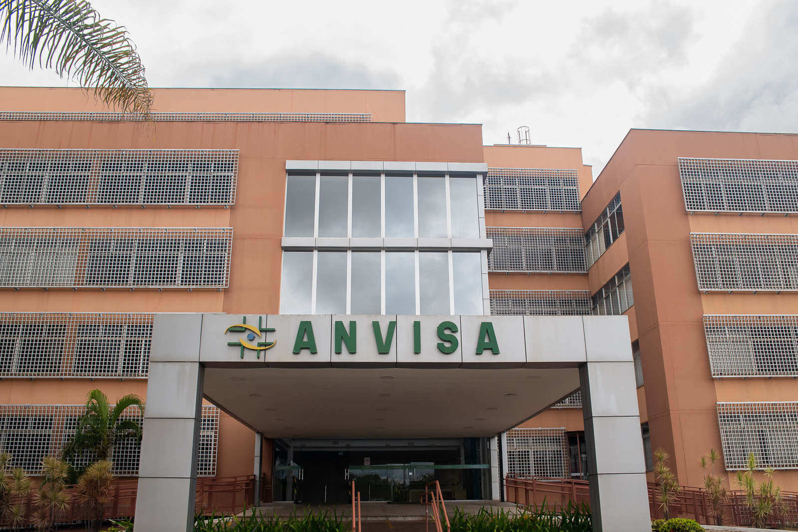 Anvisa atualiza regras para licenciamento de creches e deixa de olhar para infraestrutura