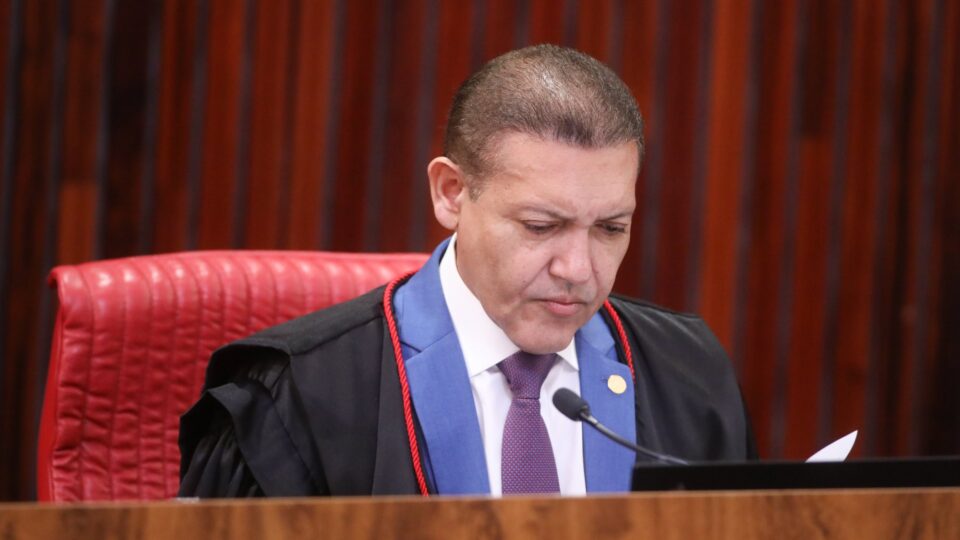 Por que pesquisas eleitorais correm risco de serem barradas em série