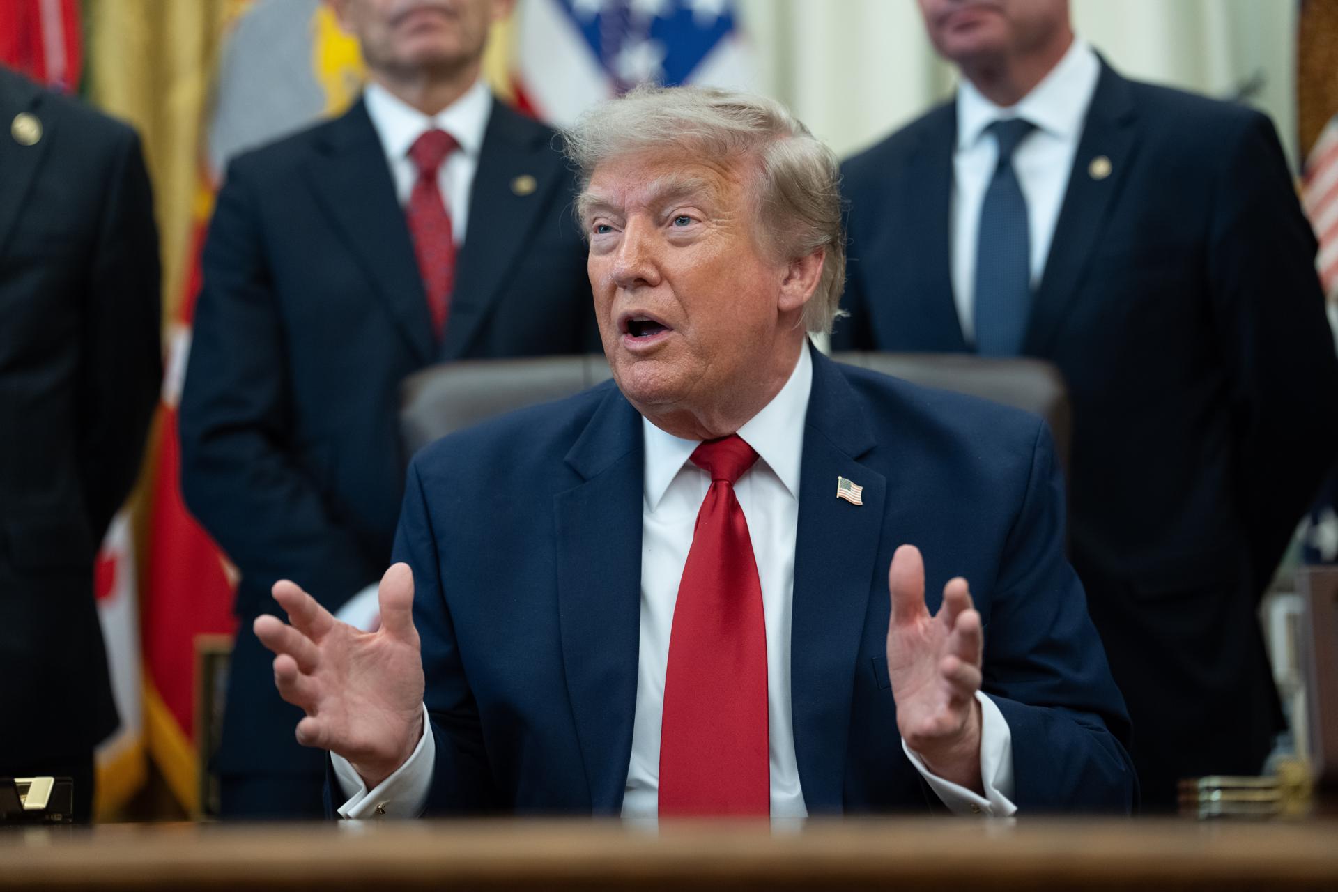 Reino Unido e ONU refutam plano de Trump de pedágio em Ormuz; Irã ironiza