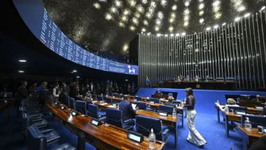 Senado aprova MP do Frete após pressão de caminhoneiros