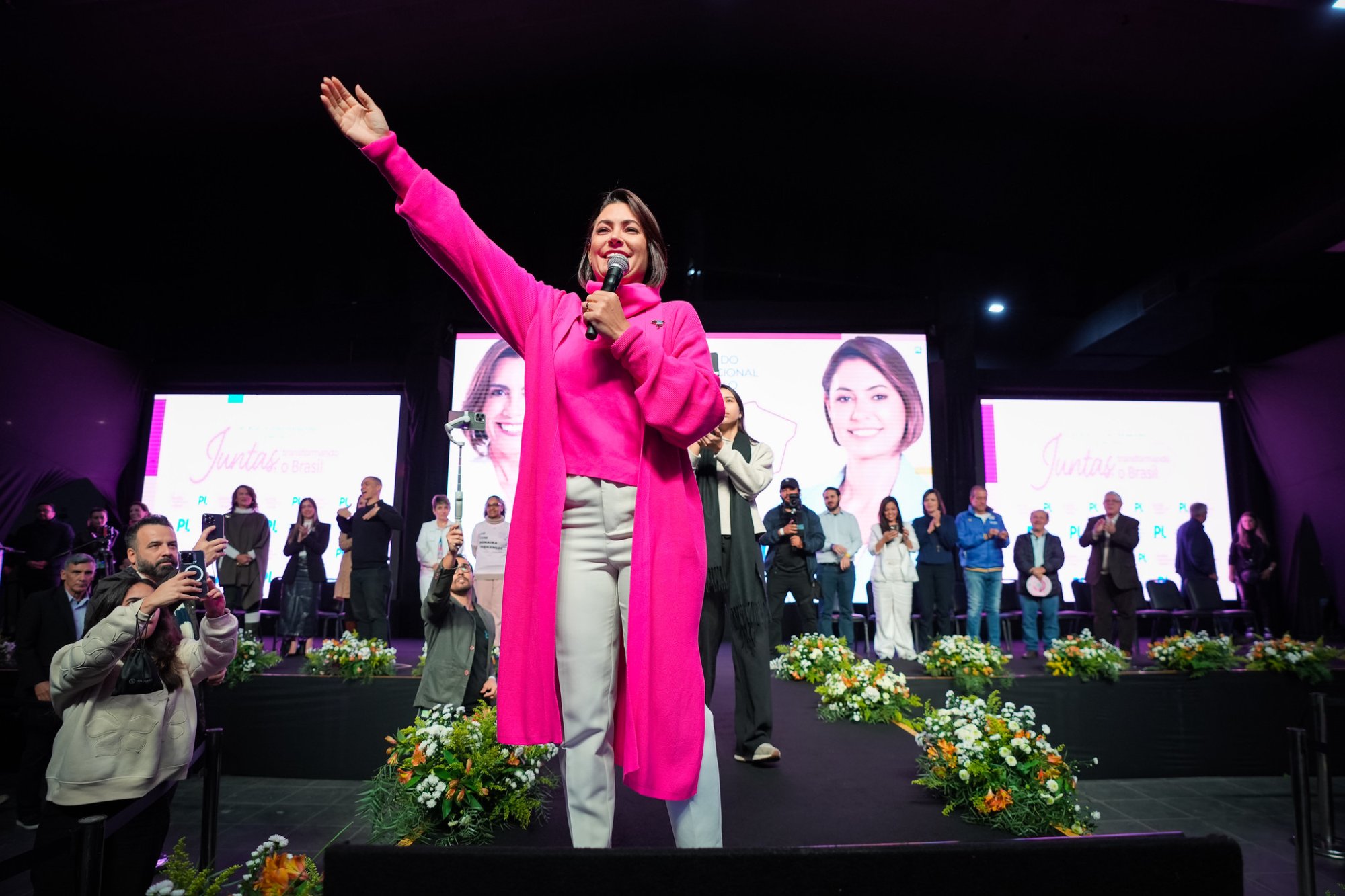 O que é e o que pretende o projeto Imparáveis, ligado a Michelle Bolsonaro