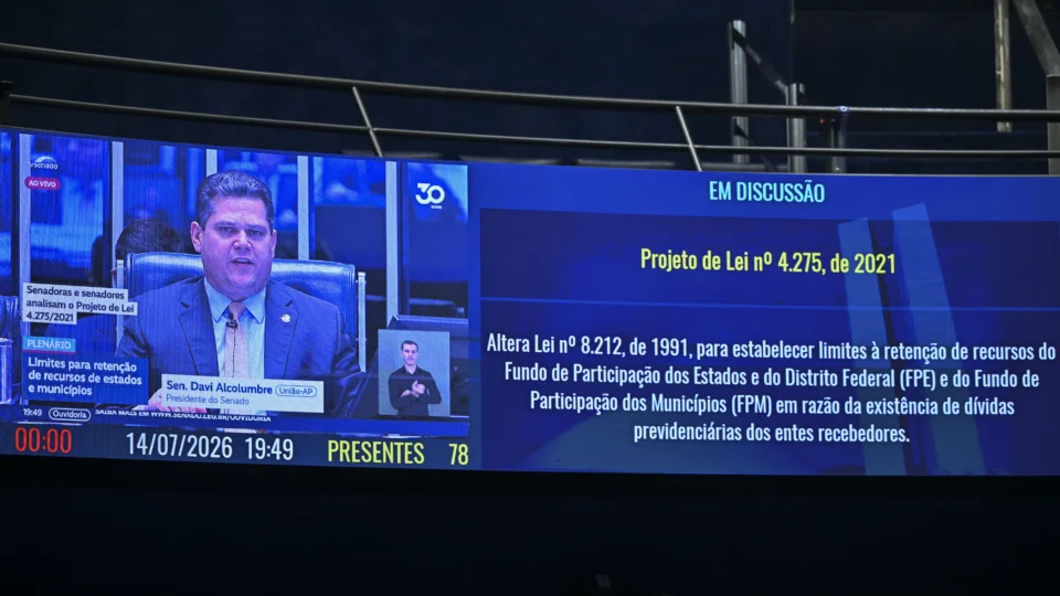 Proposta leva em conta capacidade financeira de municípios menores e segue para análise da Câmara.