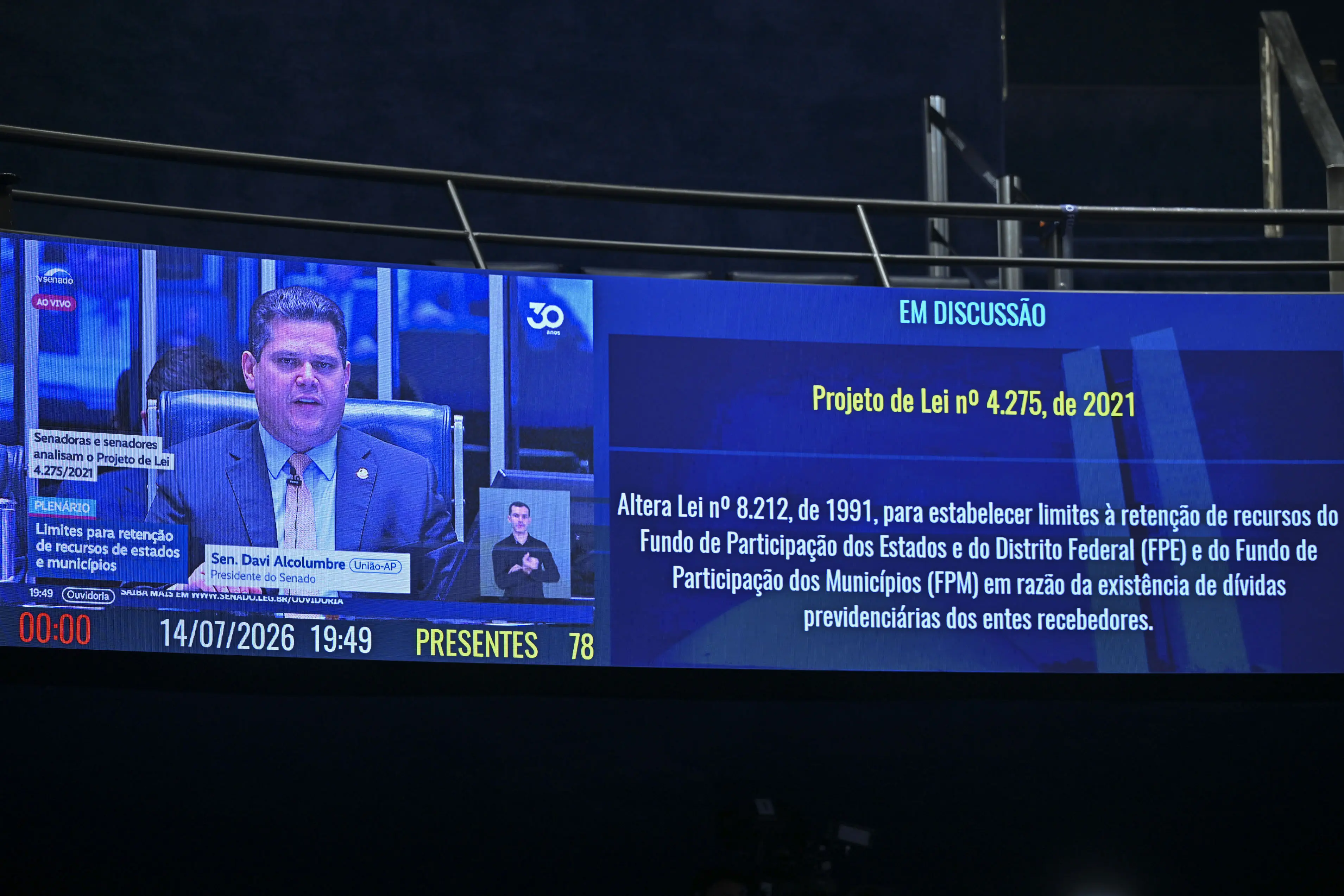 Proposta leva em conta capacidade financeira de municípios menores e segue para análise da Câmara.