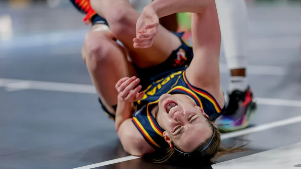 Caitlin Clark: agressões à melhor jogadora de basquete dos EUA motivaram reação do Congresso.