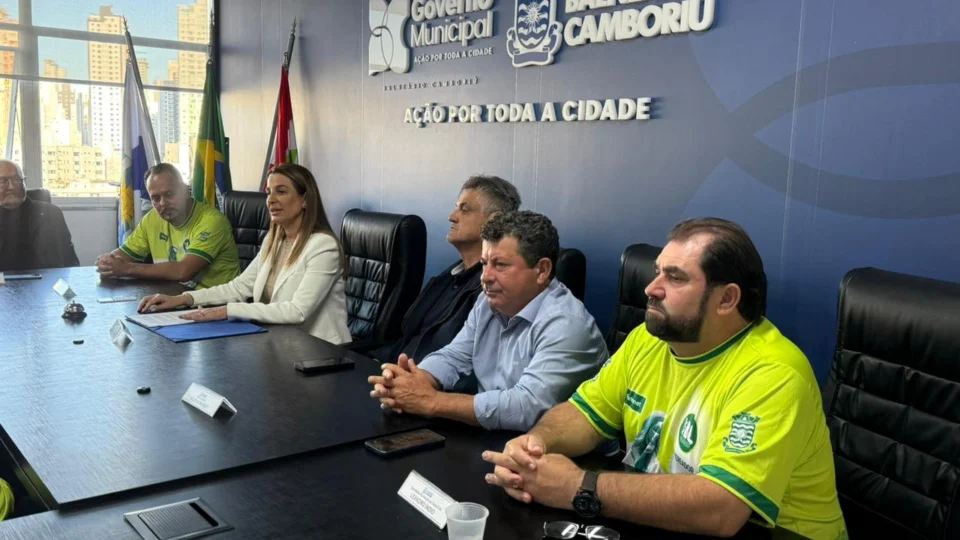 A norma também reduz o alvará para todos os ambulantes, agora fixado em duas Unidades Fiscais do Município, com valor unificado entre as categorias