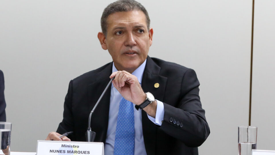 TSE firma acordo com big techs para combater desinformação nas eleições de 2026