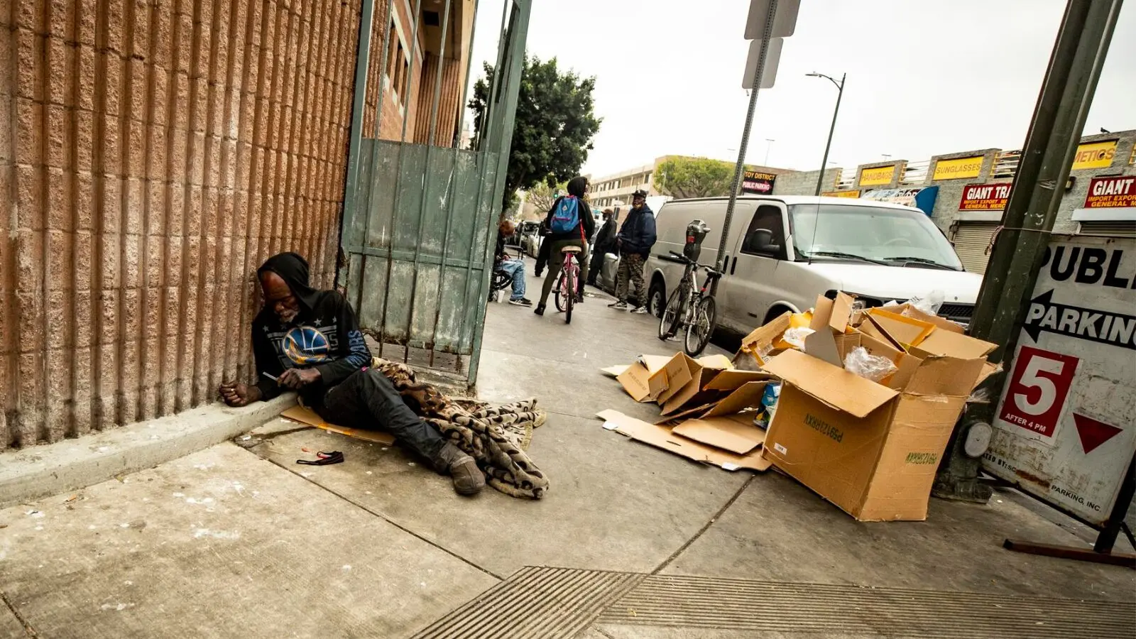 Skid Row, em Los Angeles: cenário de degradação.