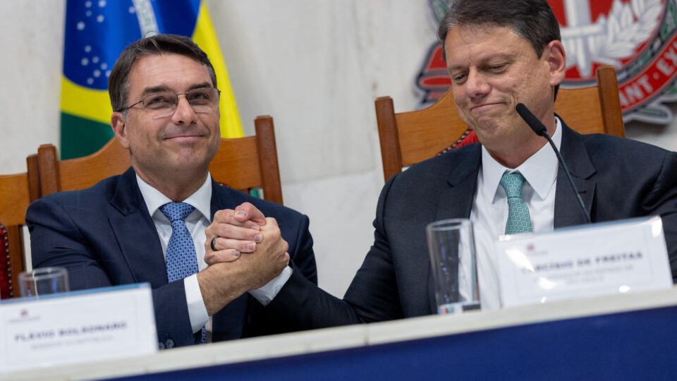 Os governadores que devem apoiar Flávio mesmo sem aval de seus partidos