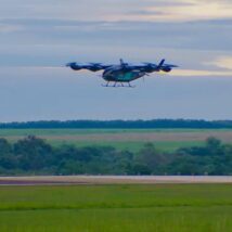 Operação do Eve 100, o carro voador da Embraer, dá mais um passo. Imagem referente a matéria