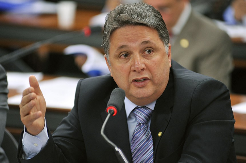 A escolha do Republicanos ocorre após decisões judiciais mudarem a situação eleitoral de Garotinho, que havia perdido o direito de disputar eleições por causa de condenações judiciais.