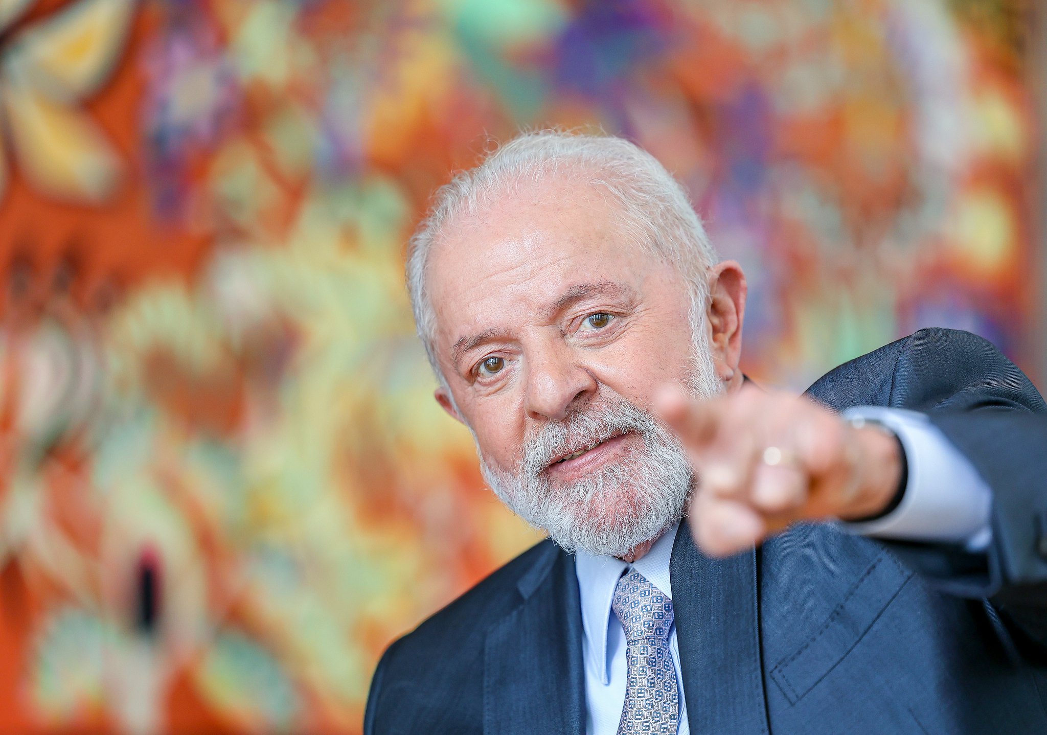 Lula inicia campanha em estádio histórico do ABC