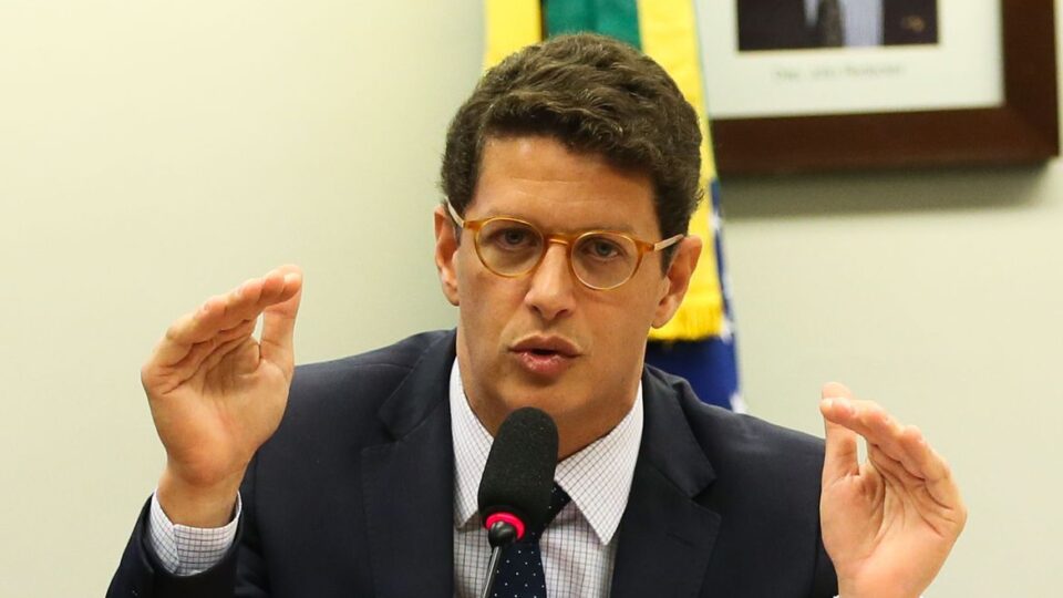 Salles diz que não é “burrinho de presépio” de Bolsonaro