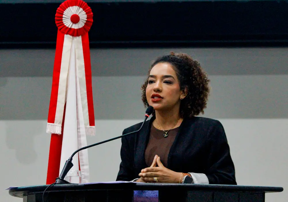 Deputada estadual Lívia Duarte foi a única a votar contra norma, após acionar MPF e obter recomendação de veto.