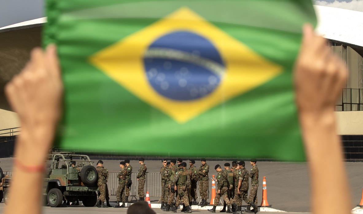 Lula autoriza emprego das Forças Armadas para garantir segurança nas eleições de 2026