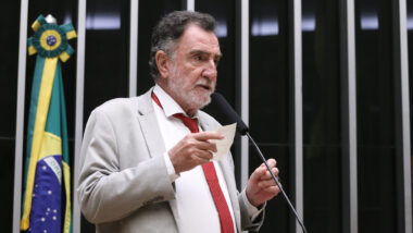 Pré-candidato do PT ao governo de Minas Gerais.