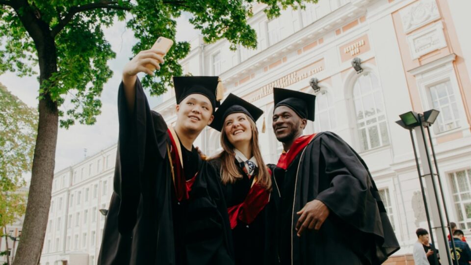 Universidade precisa se reinventar para educar para o futuro