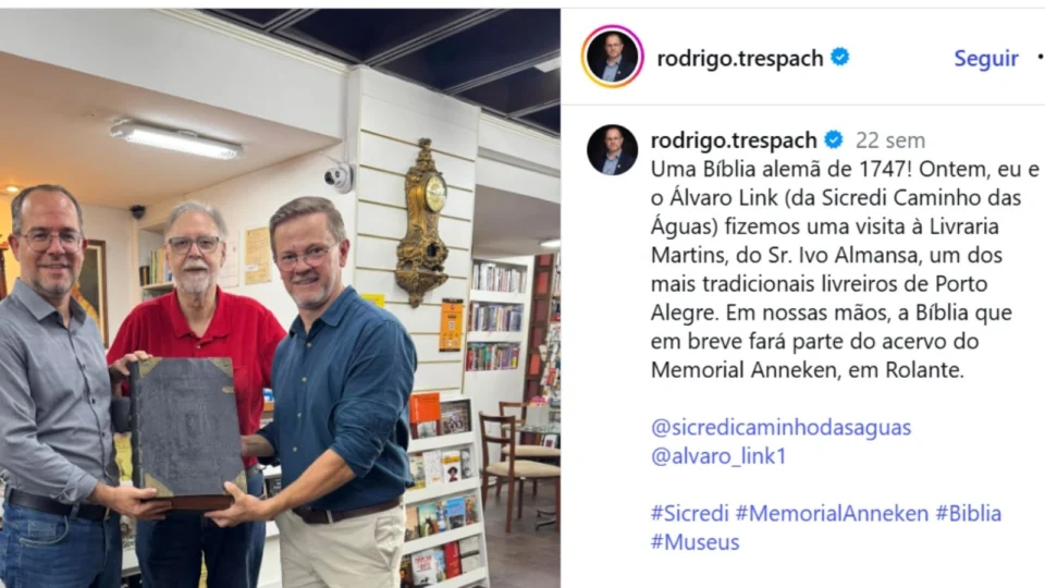 Historiador com a Bíblia 1747.