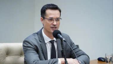 A decisão do TRE-PR poderá influenciar diretamente a candidatura de Deltan Dallagnol ao Senado nas eleições de 2026