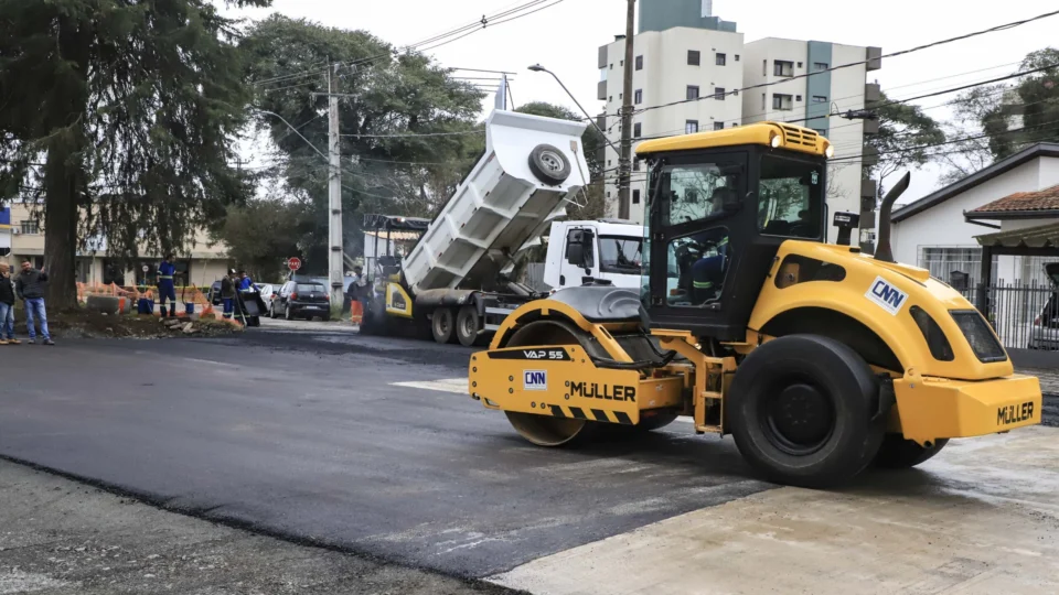 Arthur Bernardes ganha um novo olhar urbano: o Novo Inter 2 transforma a região com parque linear moderno, 6 mil árvores plantadas e infraestrutura acessível, unindo mobilidade, sustentabilidade e qualidade de vida para os moradores.