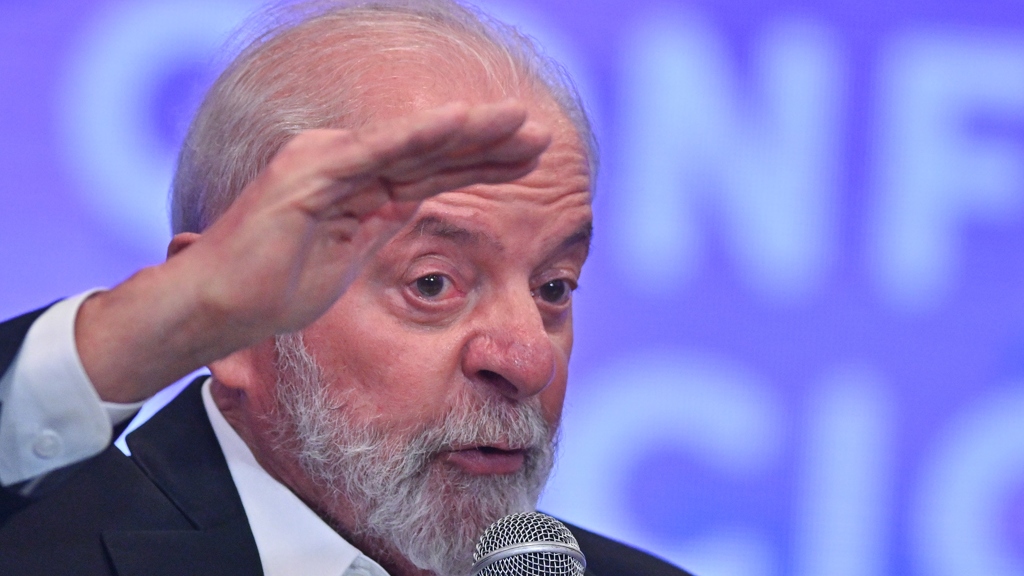 Porta-vozes de Lula pretendem inundar redes com acusações à oposição por tarifaço de Trump