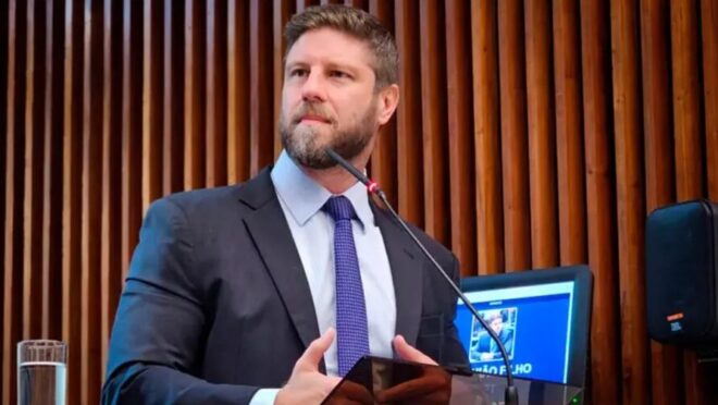 PDT confirma Requião Filho para governador do Paraná