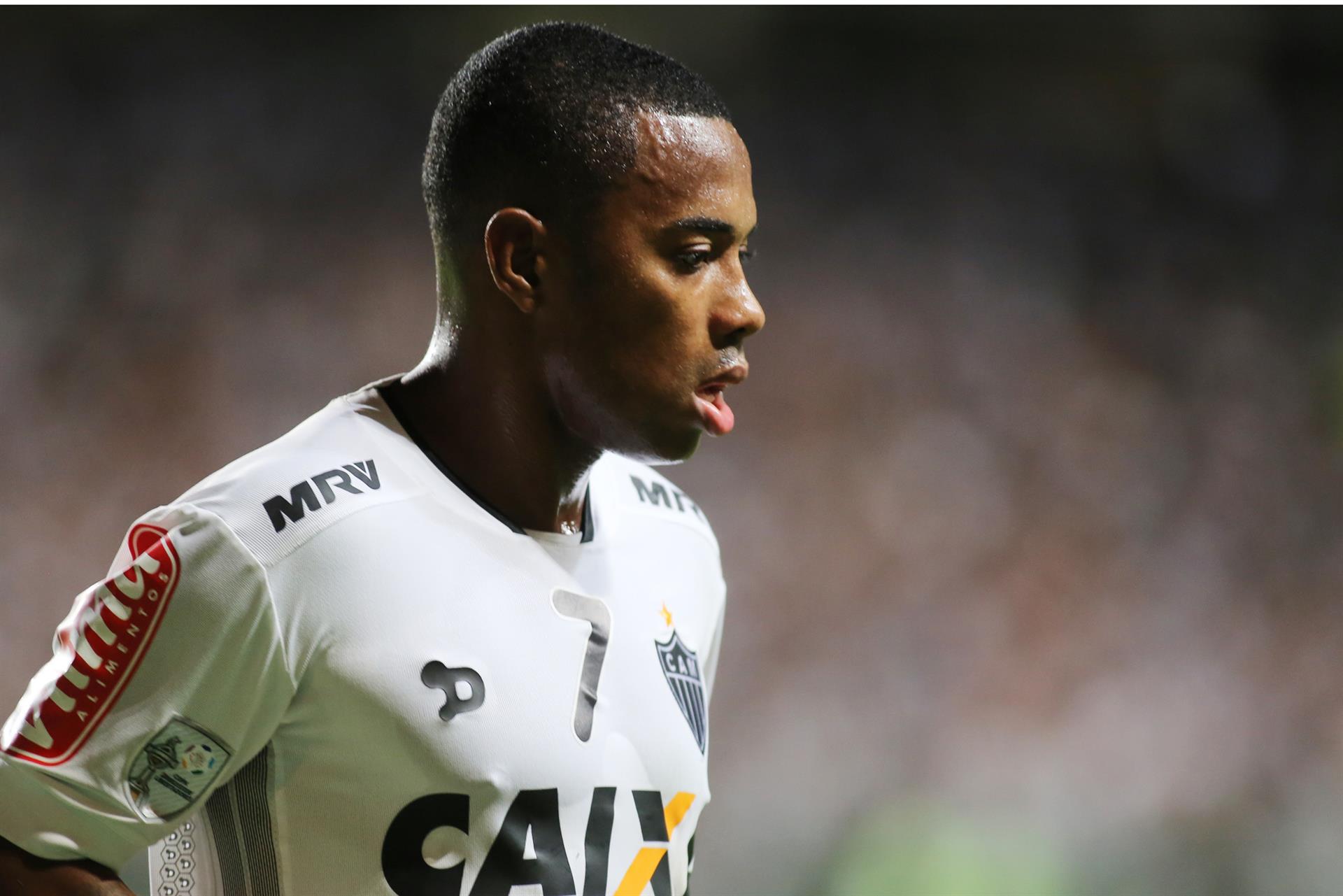 STJ barra envio de novo recurso de Robinho ao STF