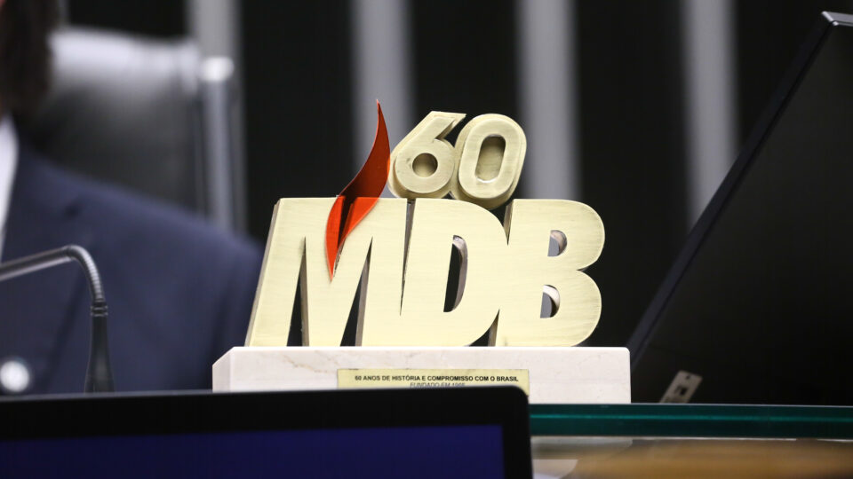 MDB confirma neutralidade ao Planalto e libera diretórios estaduais