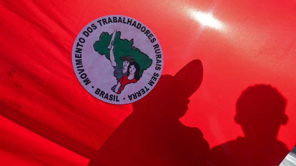 Líder do MST critica governo Lula, mas reafirma apoio e aponta candidatos que defendem extinção do movimento