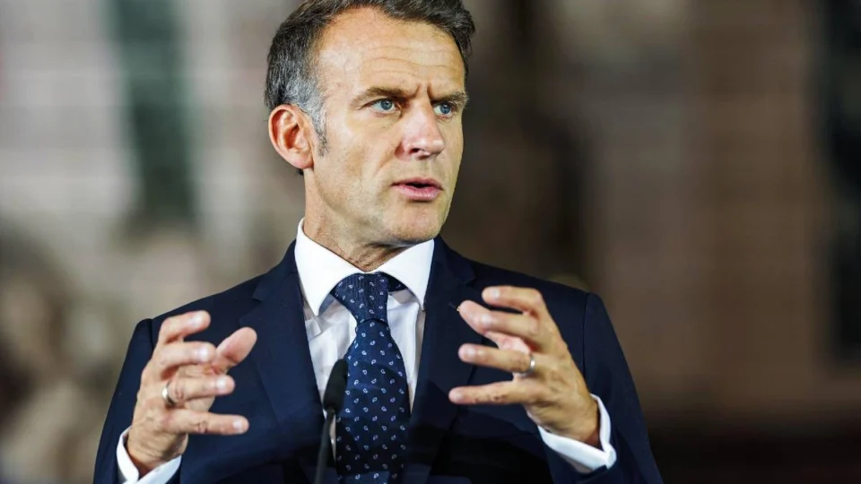 Imagem mostra Emmanuel Macron, presidente da França.