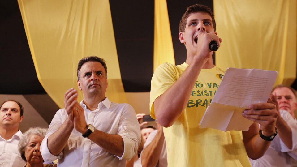 Colado em Lula por governo estadual, João Campos fez campanha contra reeleição de Dilma em 2014