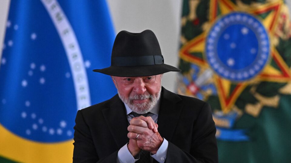 Governo Lula defende soberania diante dos EUA e perde território para facções dentro de casa