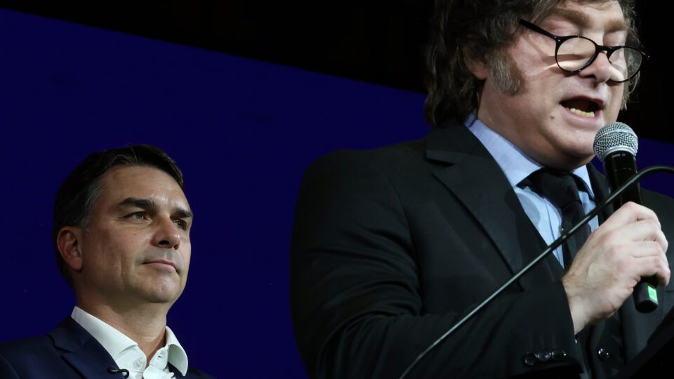Caiado diz que Flávio perdeu protagonismo para Milei e vídeo com IA de Bolsonaro