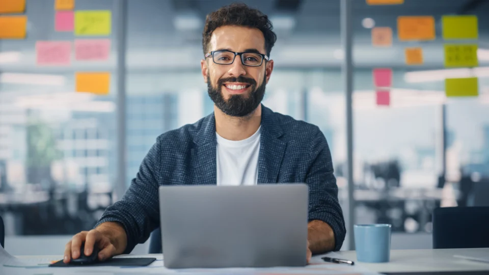 As empresas têm um papel crucial na jornada de desenvolvimento humano dos colaboradores