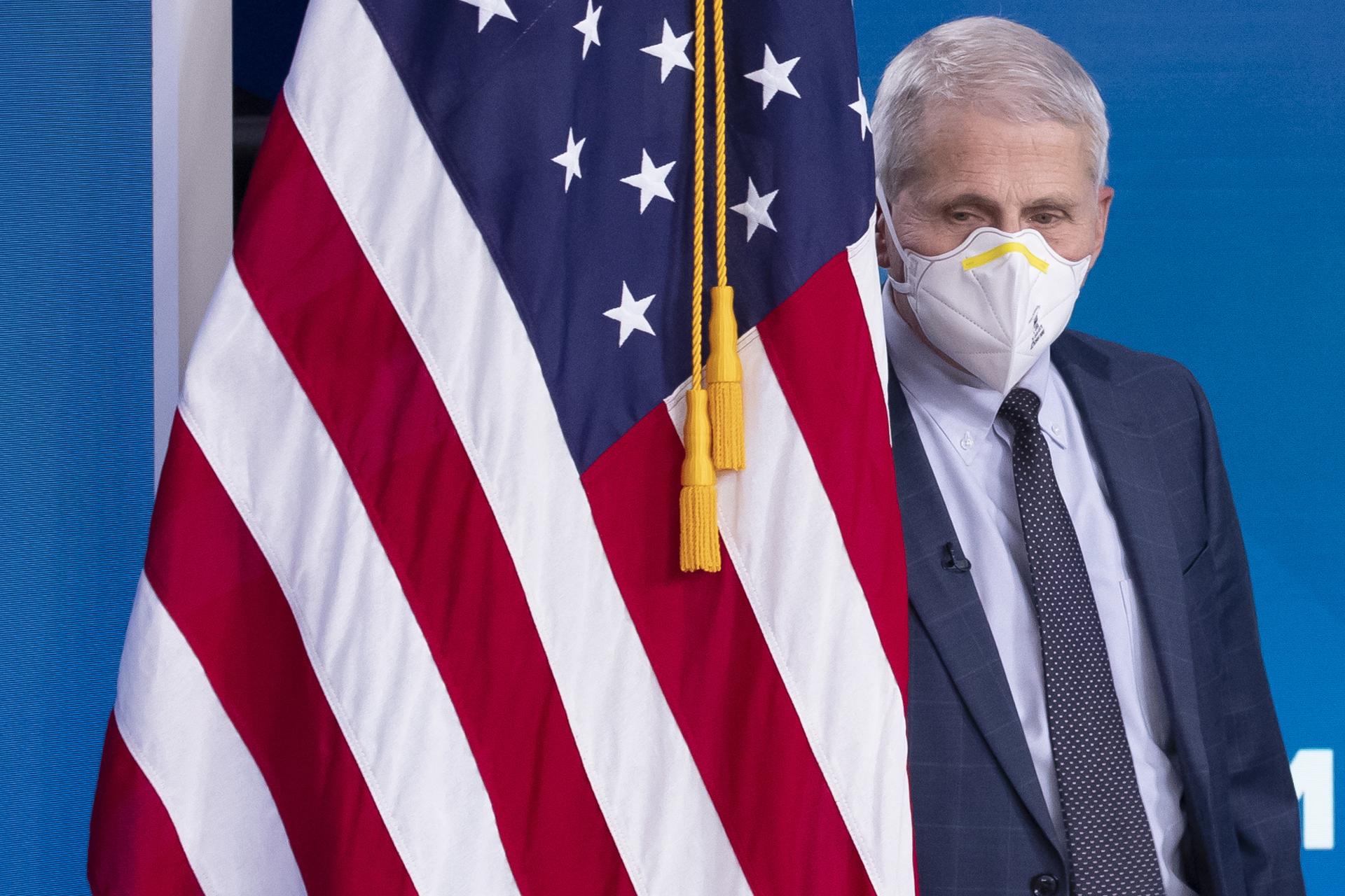 O que revelam os diários de Anthony Fauci sobre Trump e a origem da Covid-19?