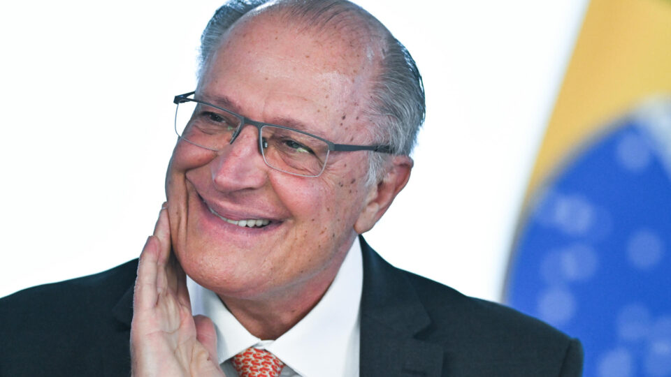PSB oficializa Alckmin como vice na chapa de Lula para reeleição