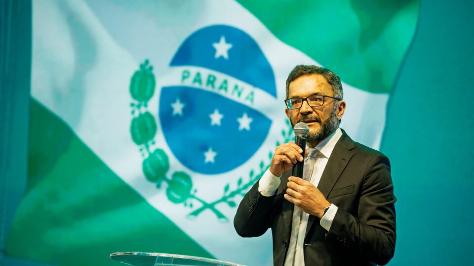 Heraldo Neves toma posse como diretor-presidente do BRDE