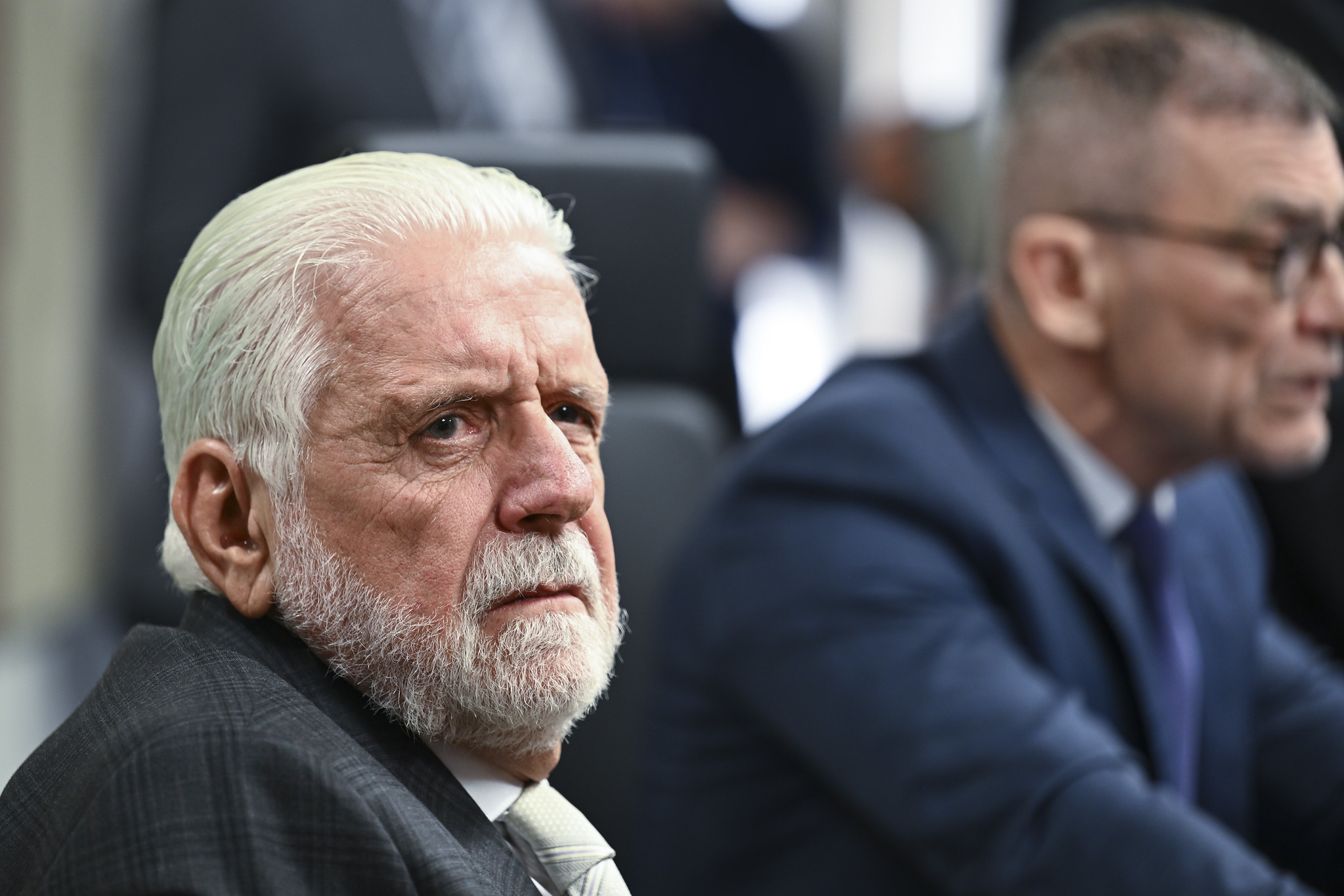 PF identifica 74 ligações entre Jaques Wagner e ex-sócio do Master e viagens à “Ilha da Paixão”